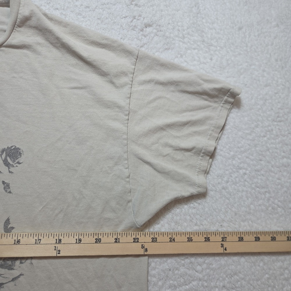 Selena T-shirt Queen of Cumbia Size XL Mens Faded Distressed Grunge - Picture 3 of 6